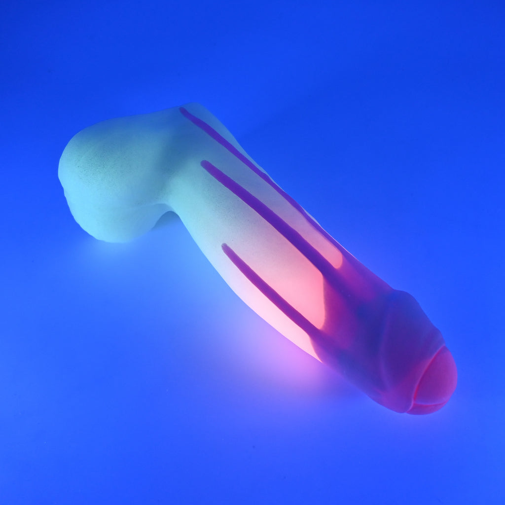 R4SJN78 Orion Large 0030 UV GITD