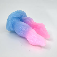 Load image into Gallery viewer, A2MGG41 Alara Small 0050 UV GITD
