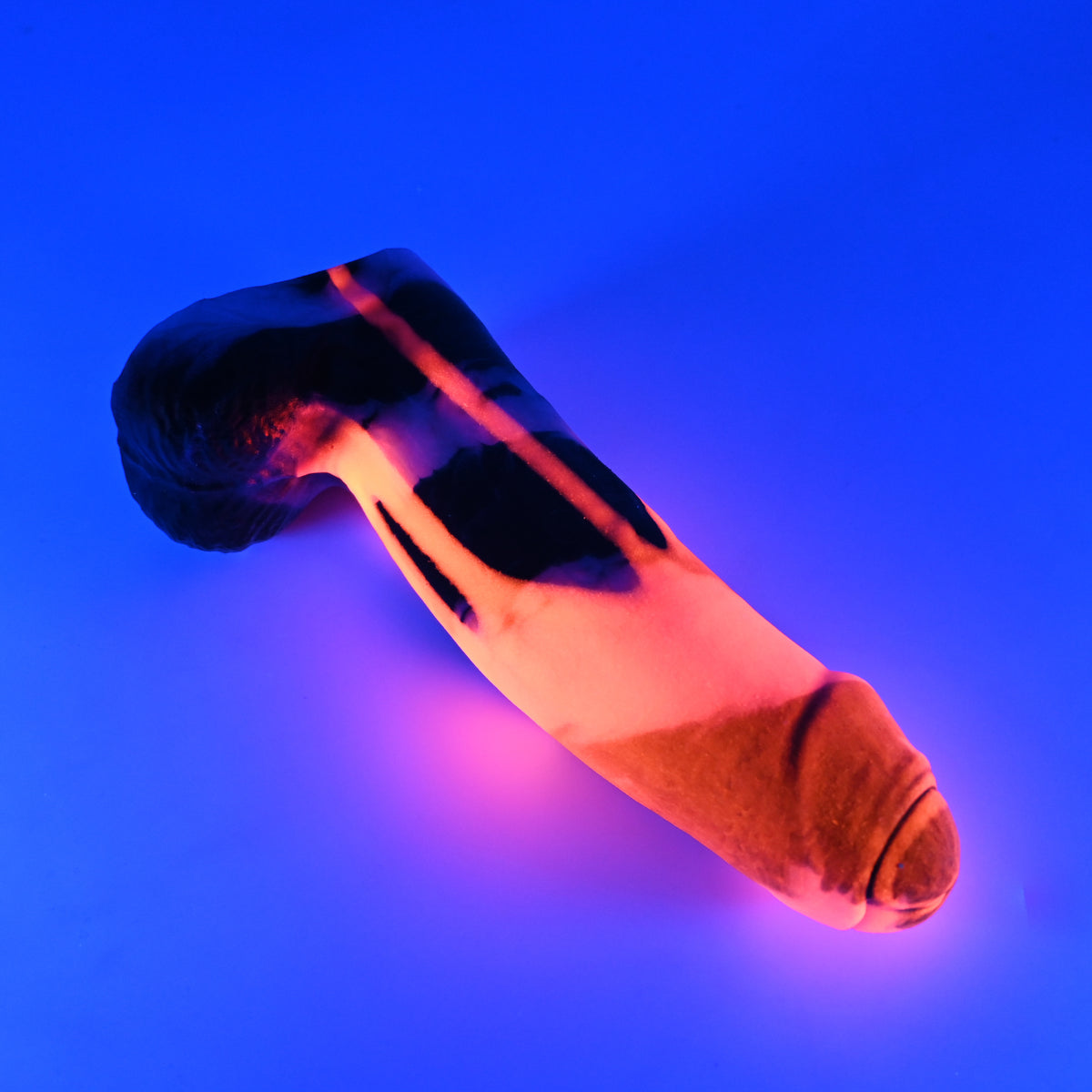 R3MKP77 Orion Medium 0050 UV GITD CS