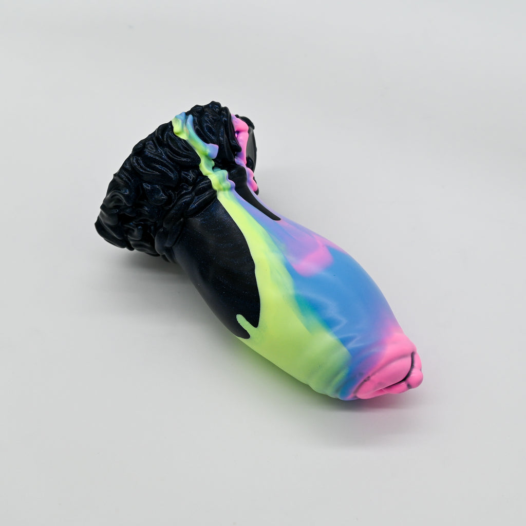 82XJM76 Hue Small 0020 UV