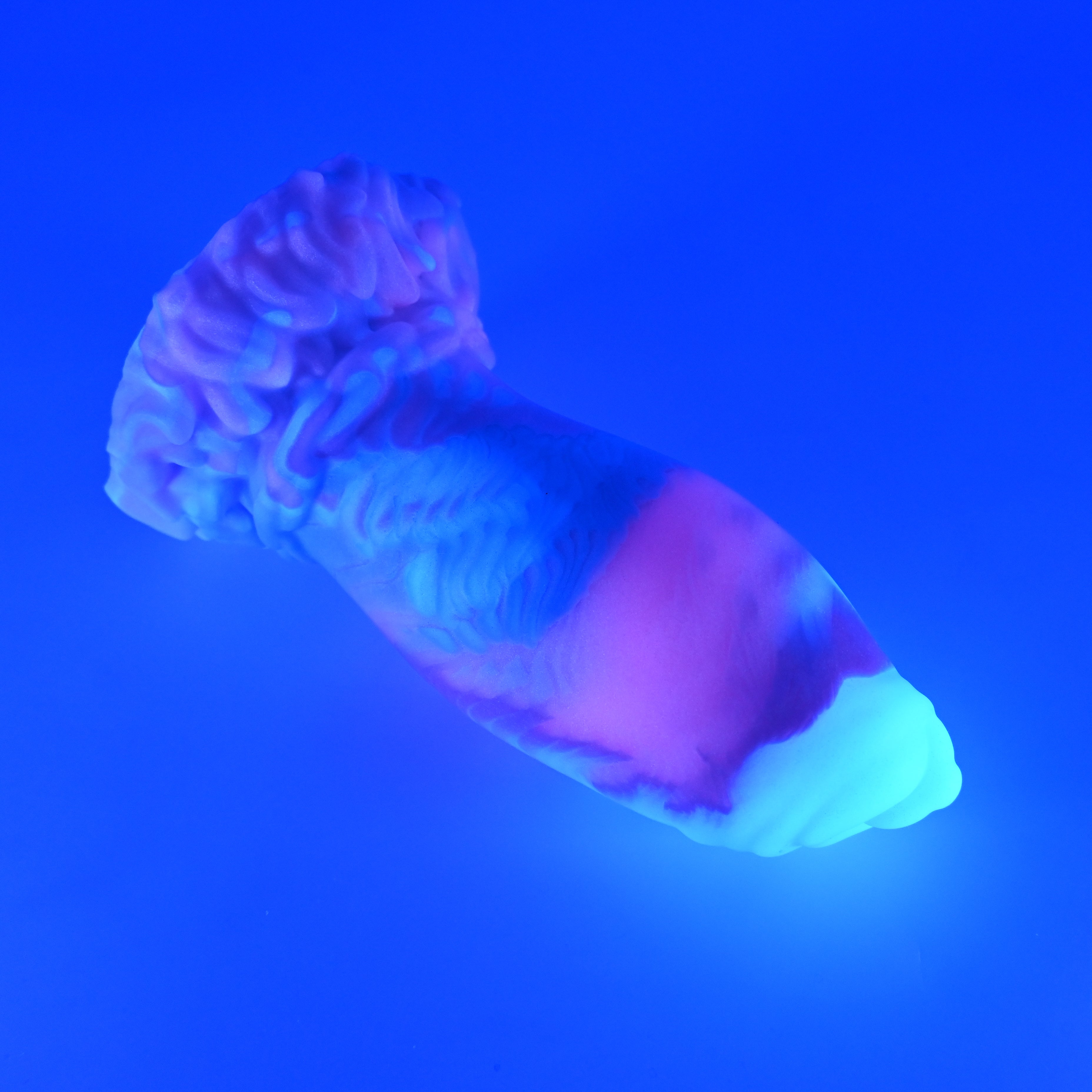 83MJM80 Hue Medium 0050 UV GITD GOBLIN HOLE