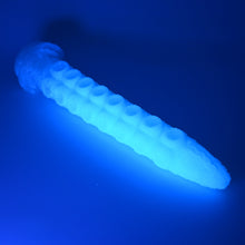 Load image into Gallery viewer, E3MGG68 Illex Medium 0050 UV GITD
