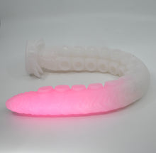 Load image into Gallery viewer, E4SGG73 Illex Large 0030 UV GITD
