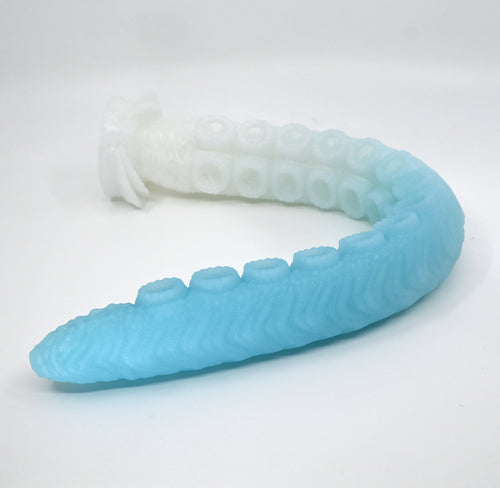 E4MGG74 Illex Large 0050 UV GITD