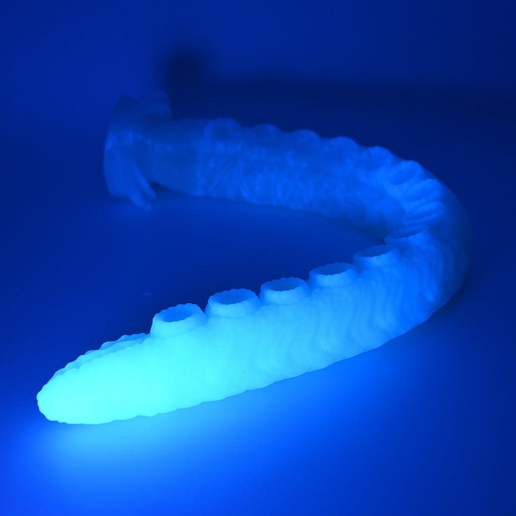 E4MGG74 Illex Large 0050 UV GITD