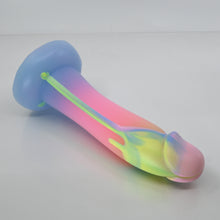Load image into Gallery viewer, Z2MEH49 Caelus Small 0050 UV GITD
