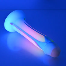 Load image into Gallery viewer, Z2MEH49 Caelus Small 0050 UV GITD
