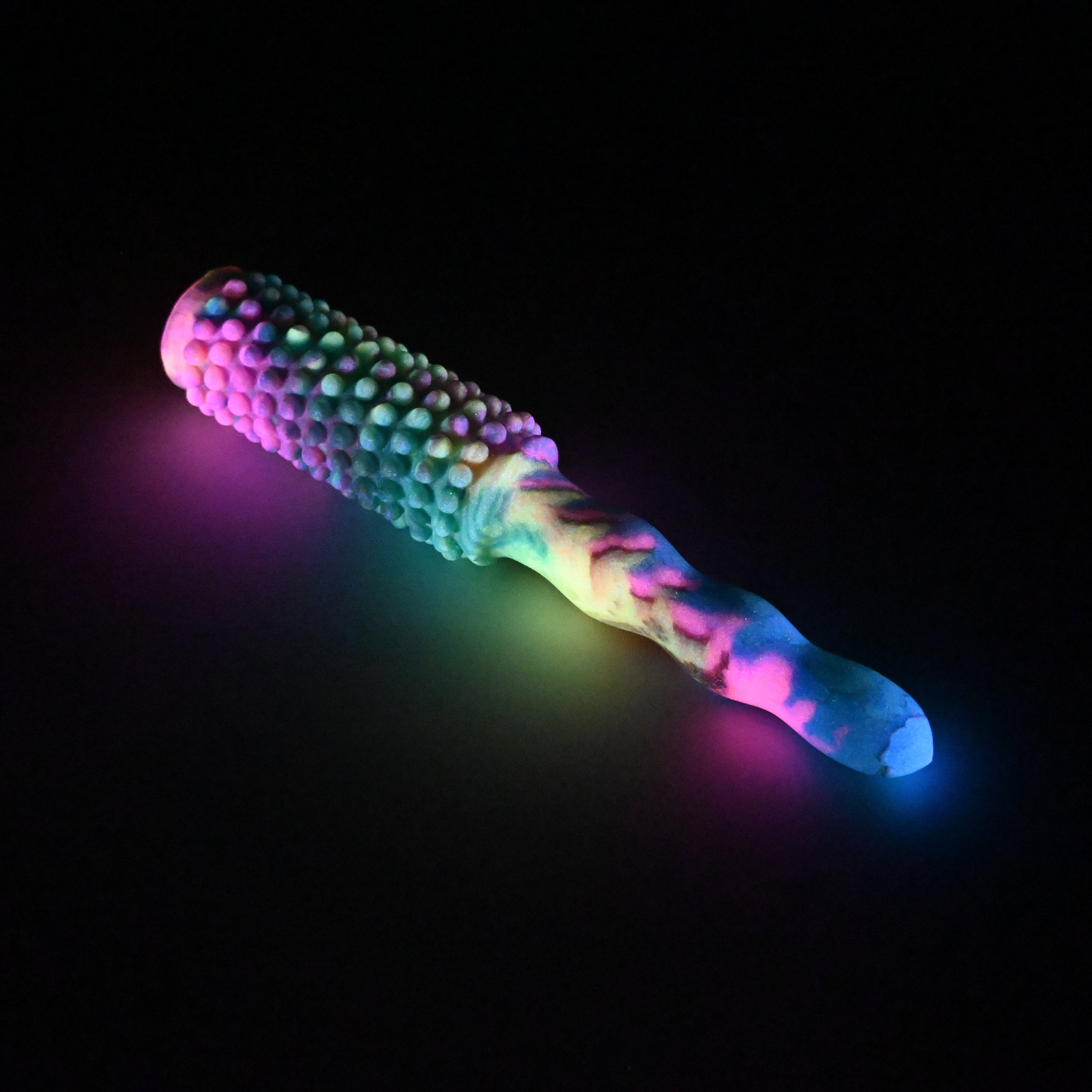 BCSJN24 Round Brush Contoured Handle 0030 UV GITD