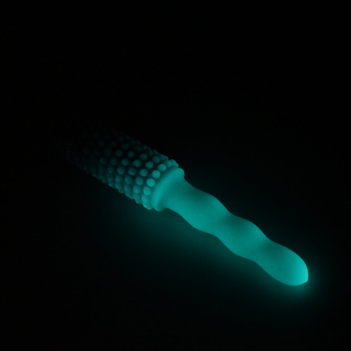 BCMJN32 Round Brush Contoured Handle 0050 UV GITD *FLOP*