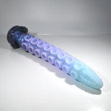 Load image into Gallery viewer, E3XFH32 Illex Medium 0020 UV GITD CS
