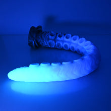 Load image into Gallery viewer, E4XFH37 Illex Large 0020 UV GITD CS
