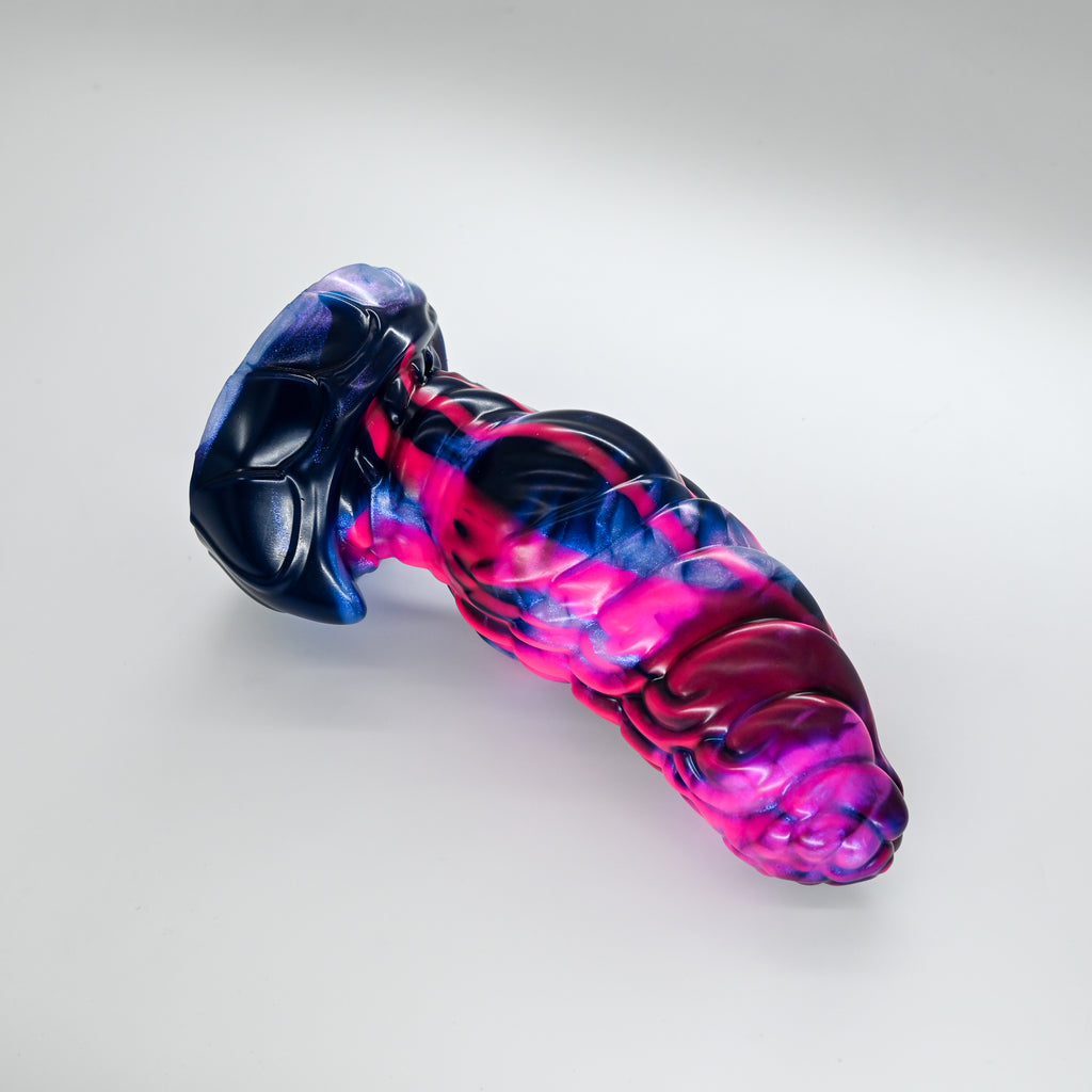 P3MKP56 Pluto Medium 0050 UV GITD CS