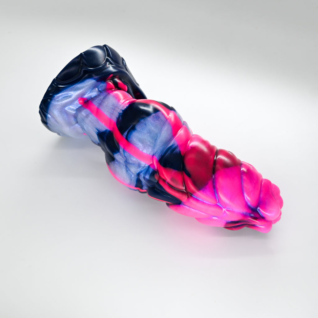 P4MKP57 Pluto Large 0050 UV GITD CS