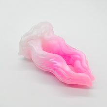 Load image into Gallery viewer, A3SHK35 Alara Medium 0030 UV GITD
