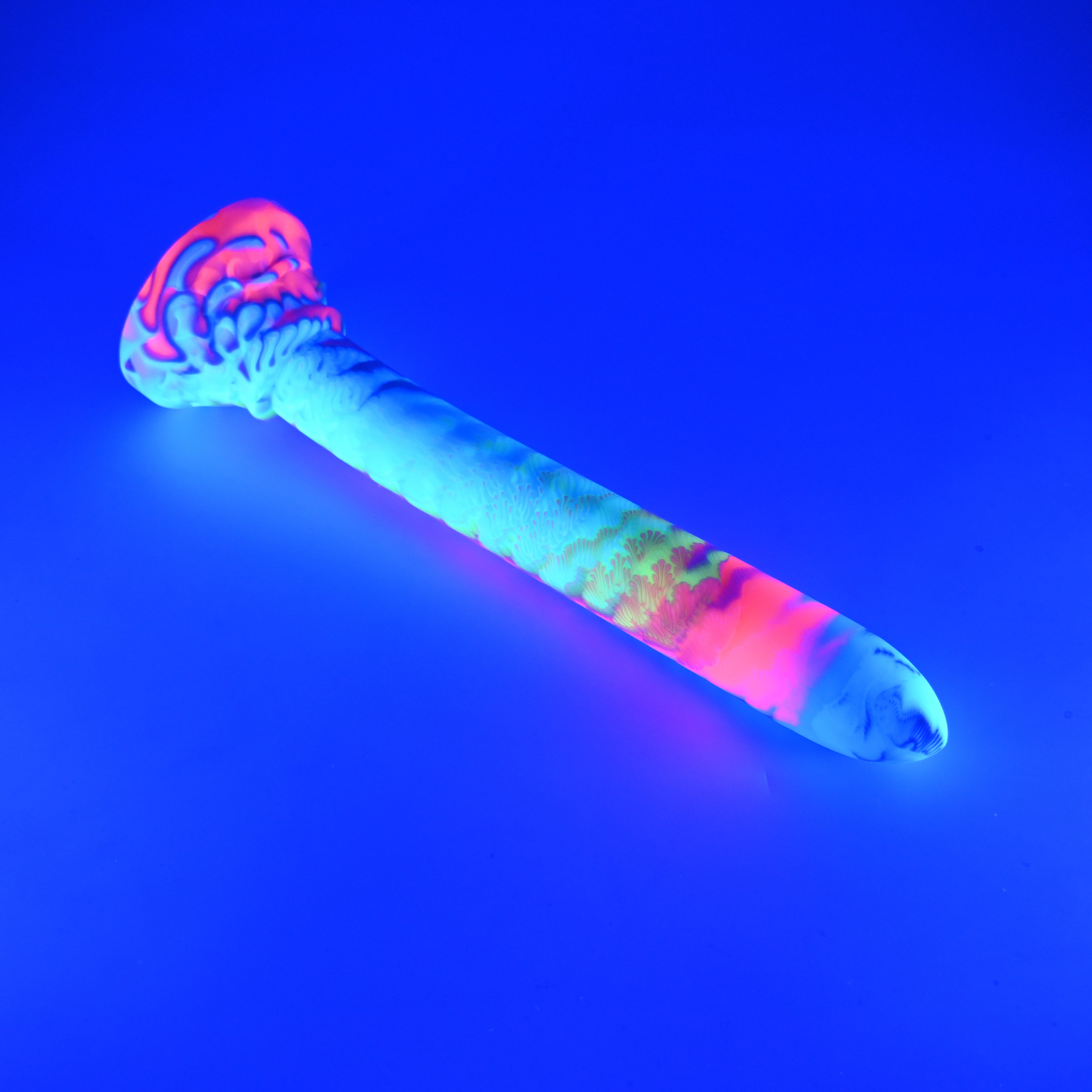 AiSJM98 Giant Dilator Ivy 0030 UV GITD