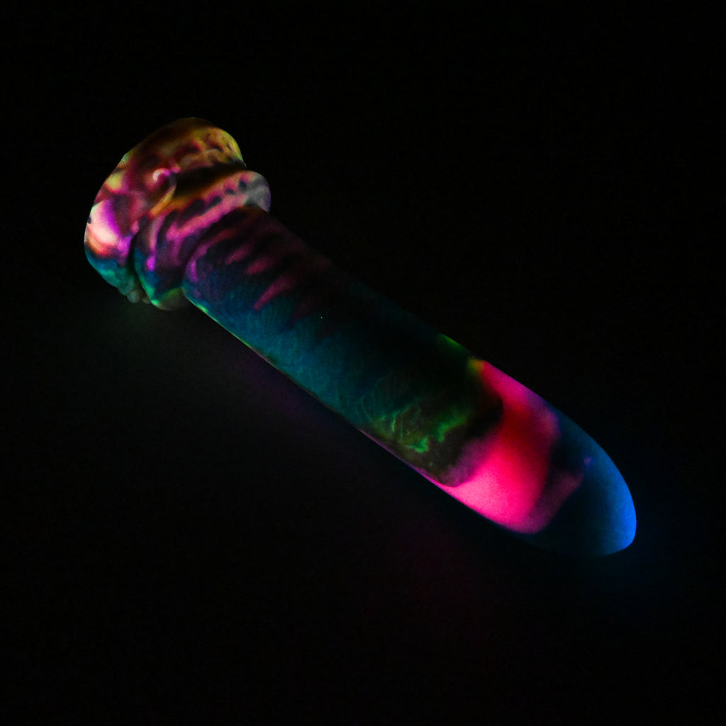 AoSJN02 Giant Dilator Oak 0030 UV GITD