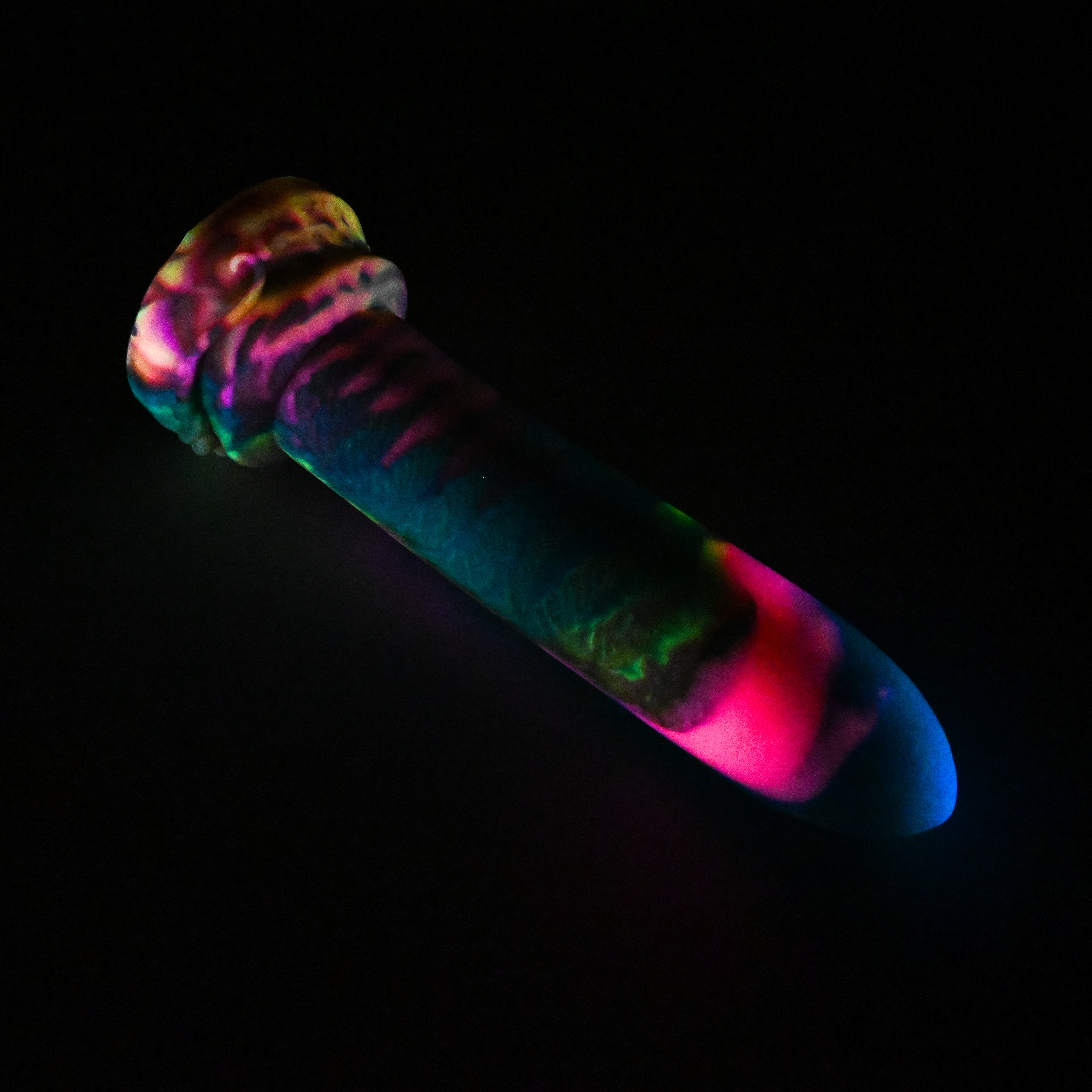 AoSJN02 Giant Dilator Oak 0030 UV GITD