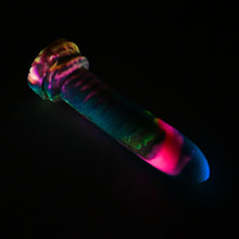 Load image into Gallery viewer, AoSJN02 Giant Dilator Oak 0030 UV GITD
