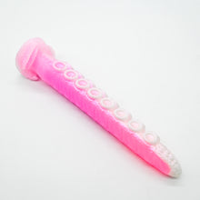 Load image into Gallery viewer, E3SHK51 Illex Medium 0030 UV GITD
