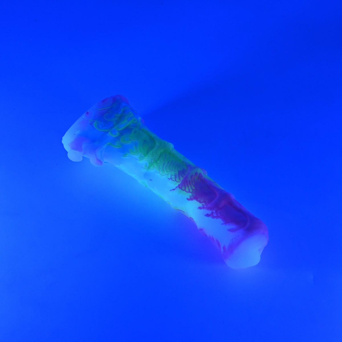 42SKN47 Helhestr Small 0030 UV *FLOP*