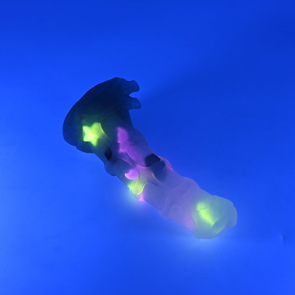 42TKN49 Helhestr Small NC 0031 UV GITD CS