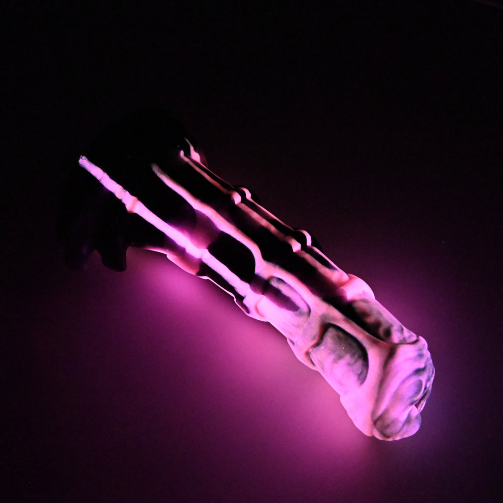 44MKN56 Helhestr Large 0050 UV GITD CS