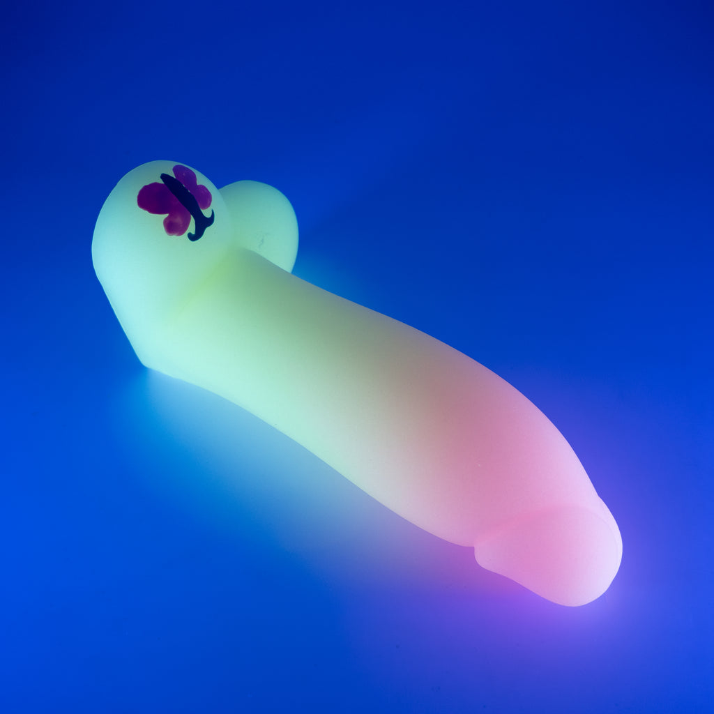 W4SJQ74 Tellus Large 0030 UV GITD