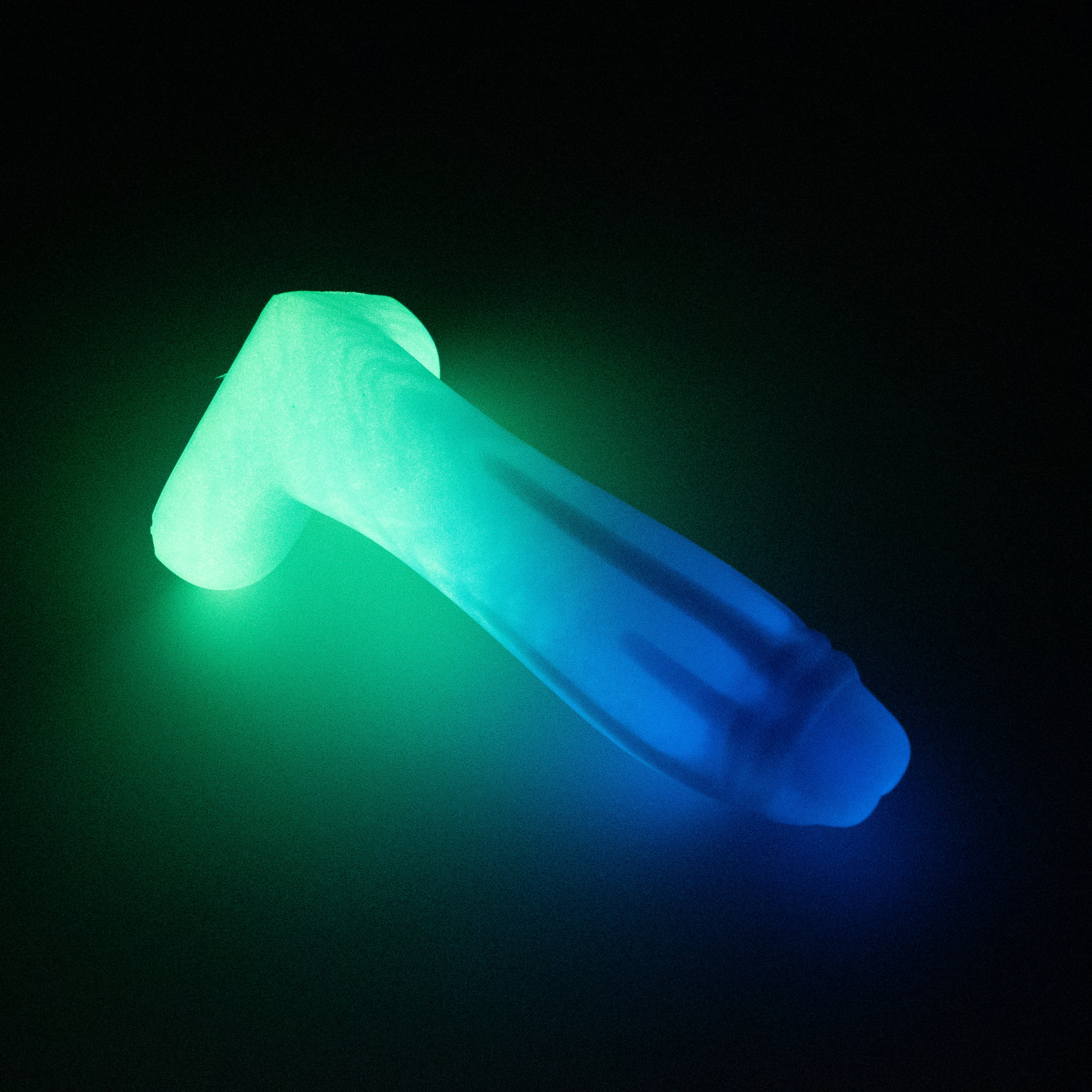 Q2SJQ21 Aquus Small 0030 UV GITD CS