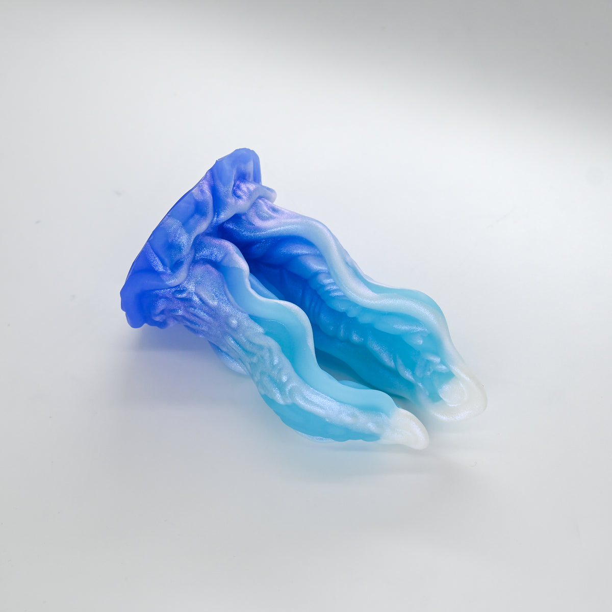 A2SKN97 Alara Small 0030 UV GITD CS