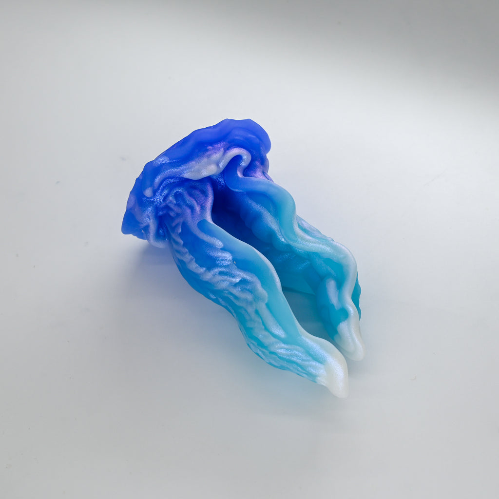 A2SKN97 Alara Small 0030 UV GITD CS