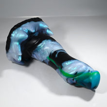 Load image into Gallery viewer, S2SEG88 Snark Small 0030 UV GITD CS
