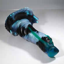 Load image into Gallery viewer, S2SEG88 Snark Small 0030 UV GITD CS
