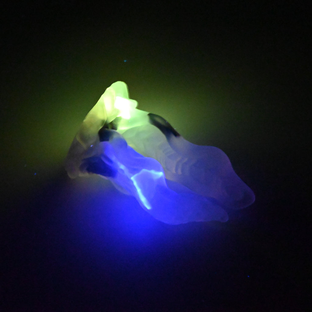 A2TKN98 Alara Small NC 0031 UV GITD CS