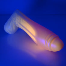 Load image into Gallery viewer, Q3MFK56 Aquus Medium 0050 UV GITD

