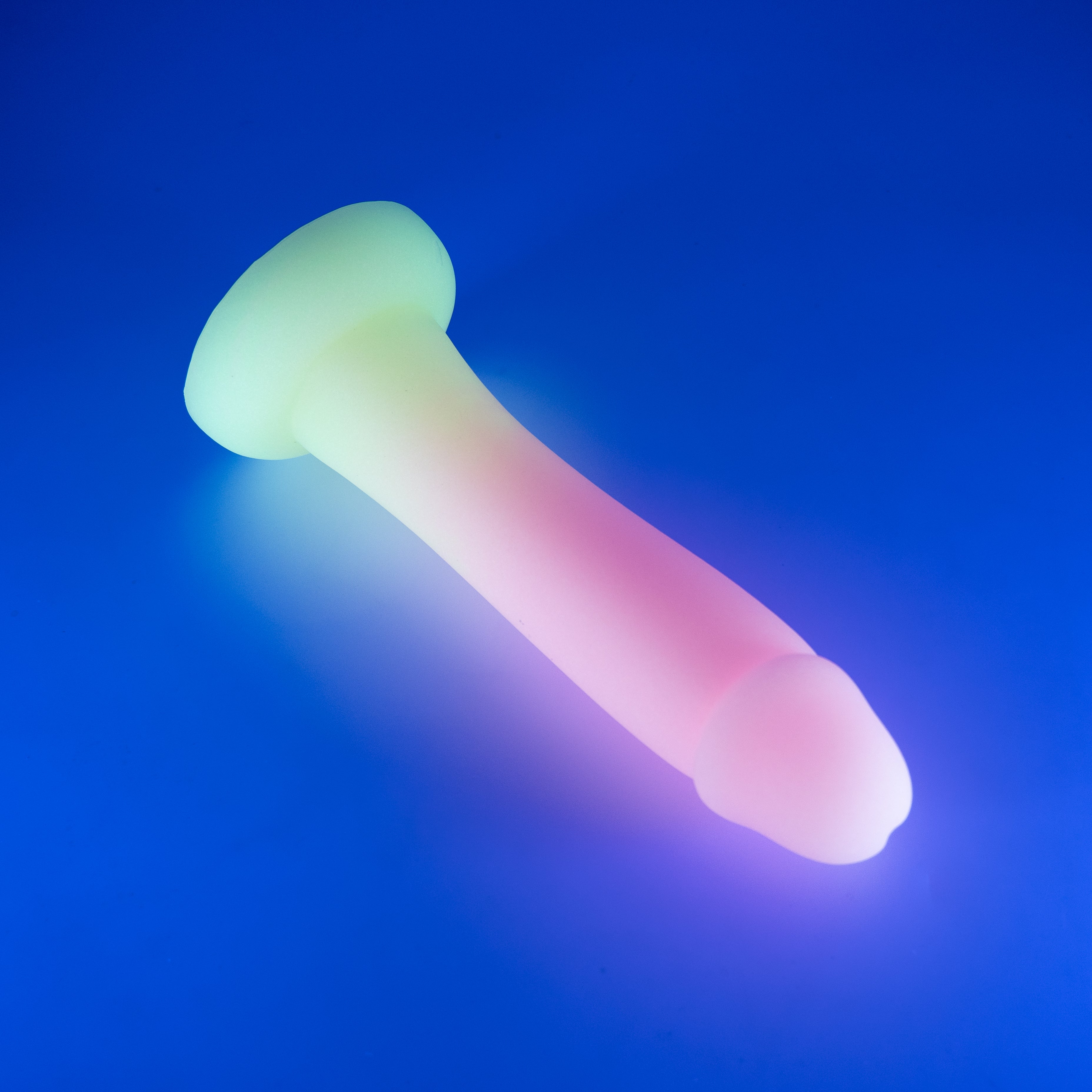 Z3SJQ89 Caelus Medium 0030 UV GITD