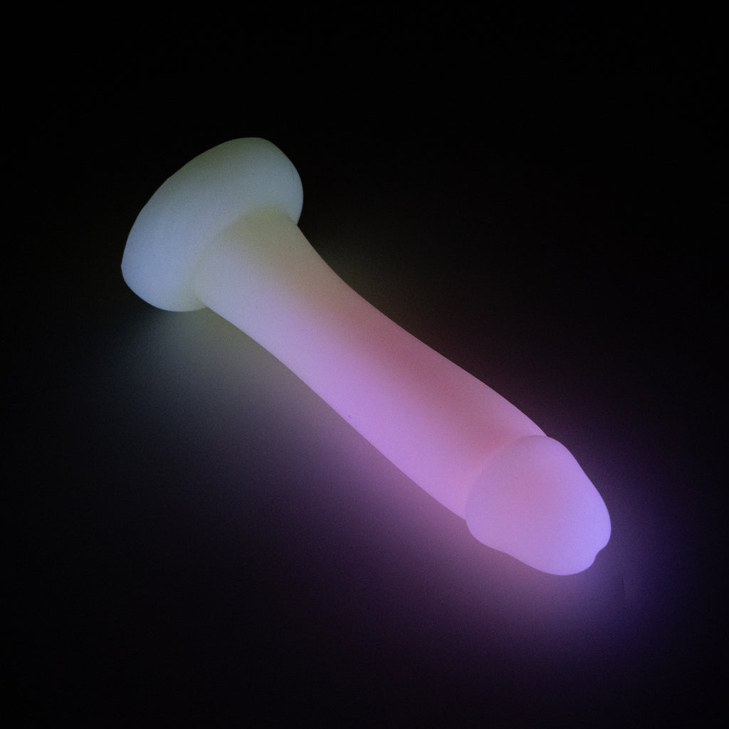 Z3SJQ89 Caelus Medium 0030 UV GITD