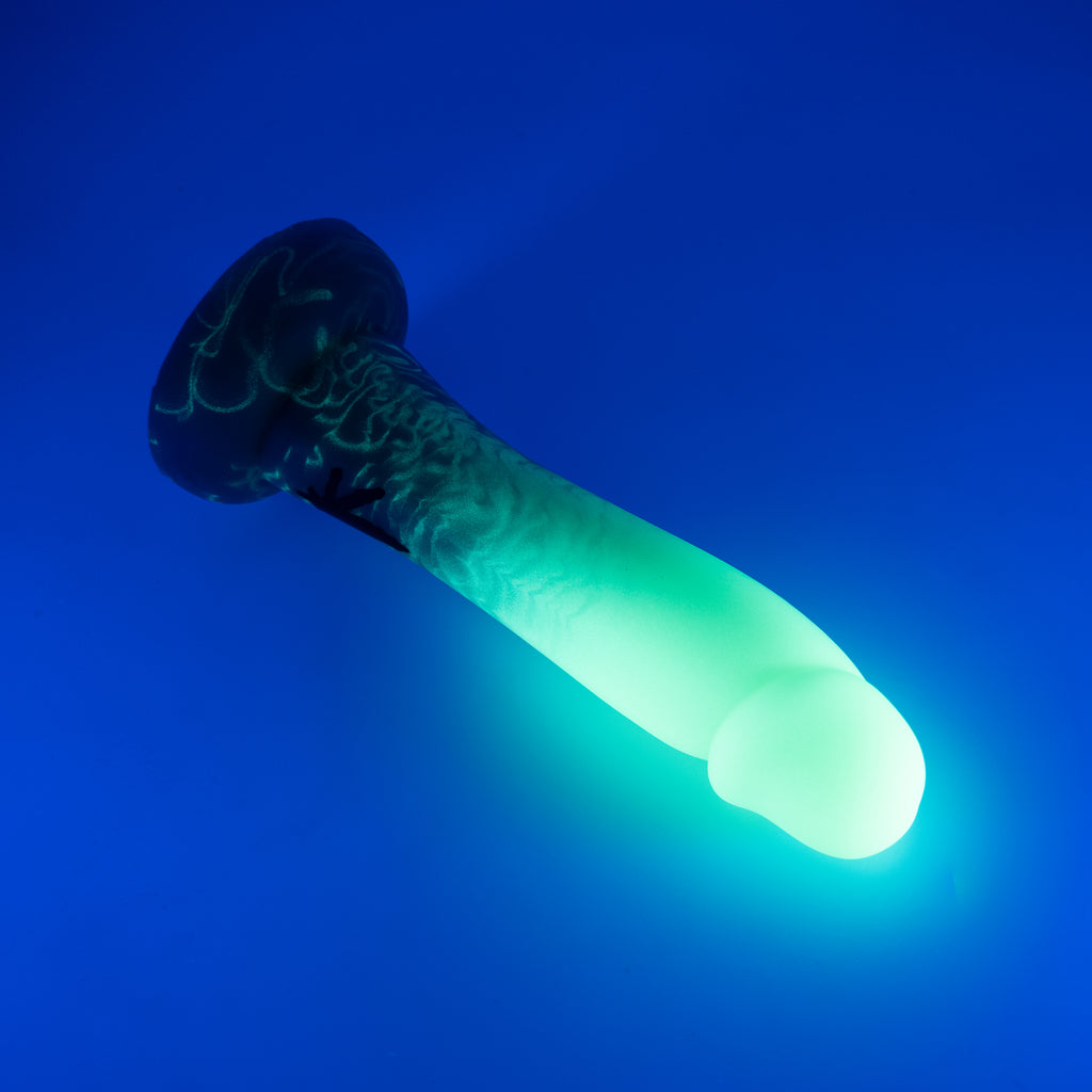 Z3MJQ90 Caelus Medium 0050 UV GITD GOBLIN HOLE