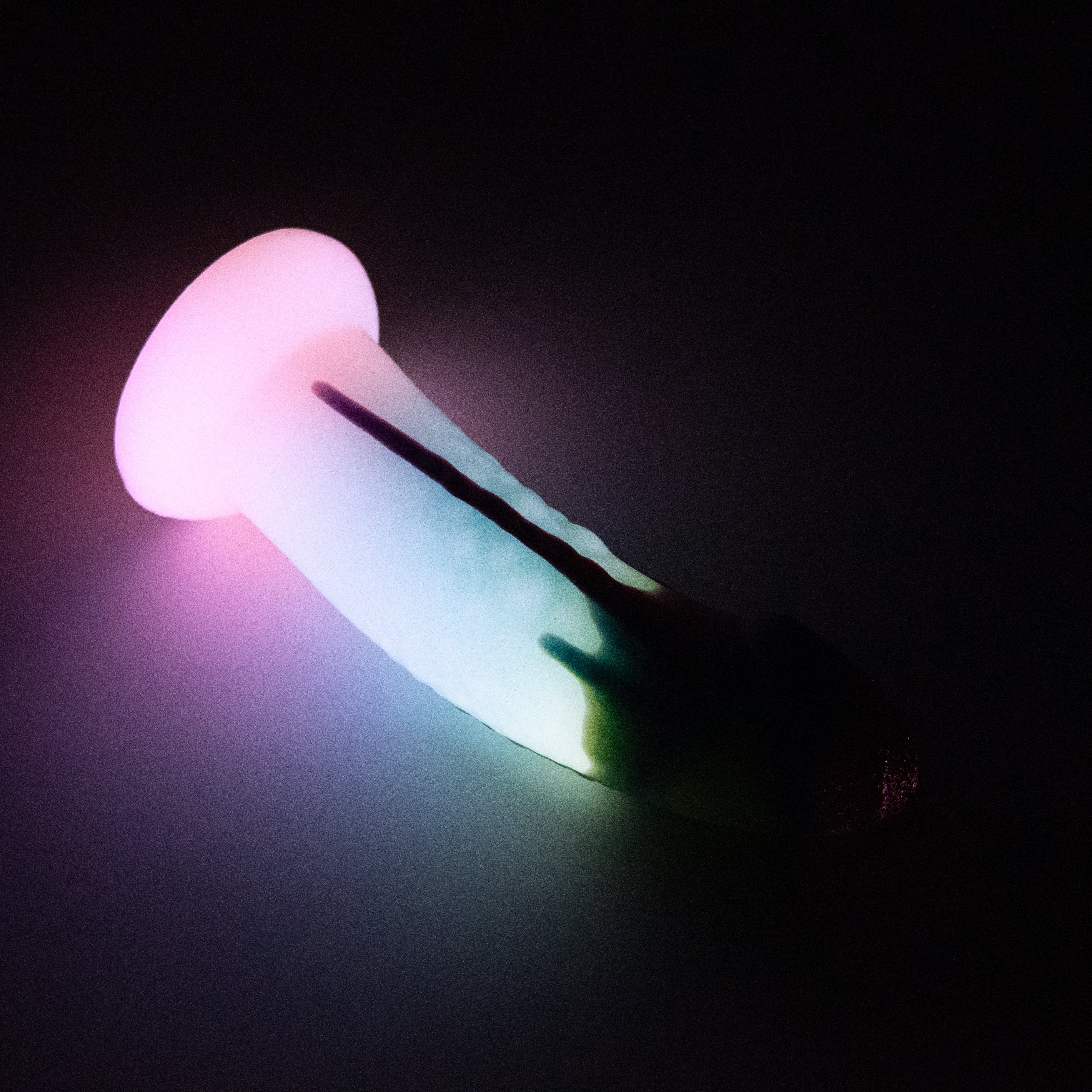 T3SJQ47 Titan Medium 0030 UV GITD
