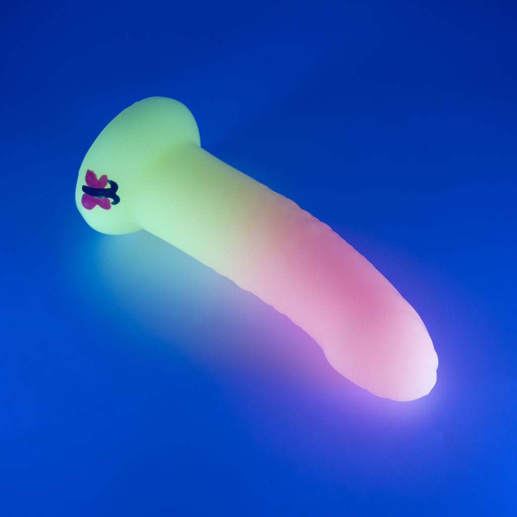 T3SJQ48 Titan Medium 0030 UV GITD