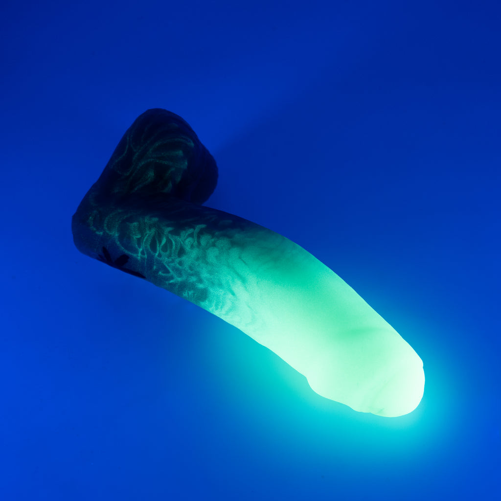 R3MJQ37 Orion Medium 0050 UV GITD GOBLIN HOLE