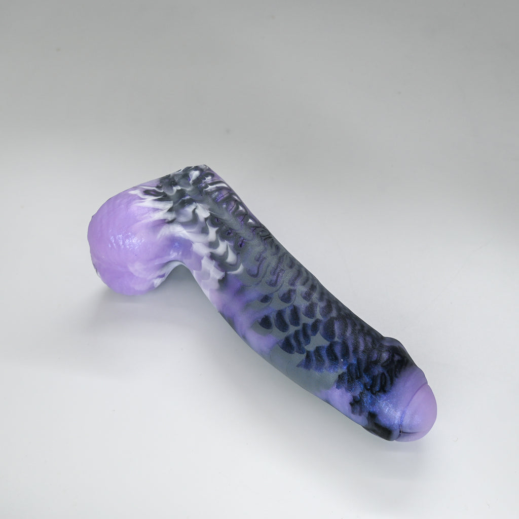 R2MKR75 Orion Small 0050 UV GITD CS