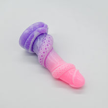 Load image into Gallery viewer, 32MHL90 Celia Small 0050 UV GITD
