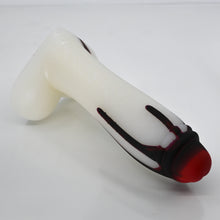Load image into Gallery viewer, Q2MEJ30 Aquus Small 0050 UV GITD
