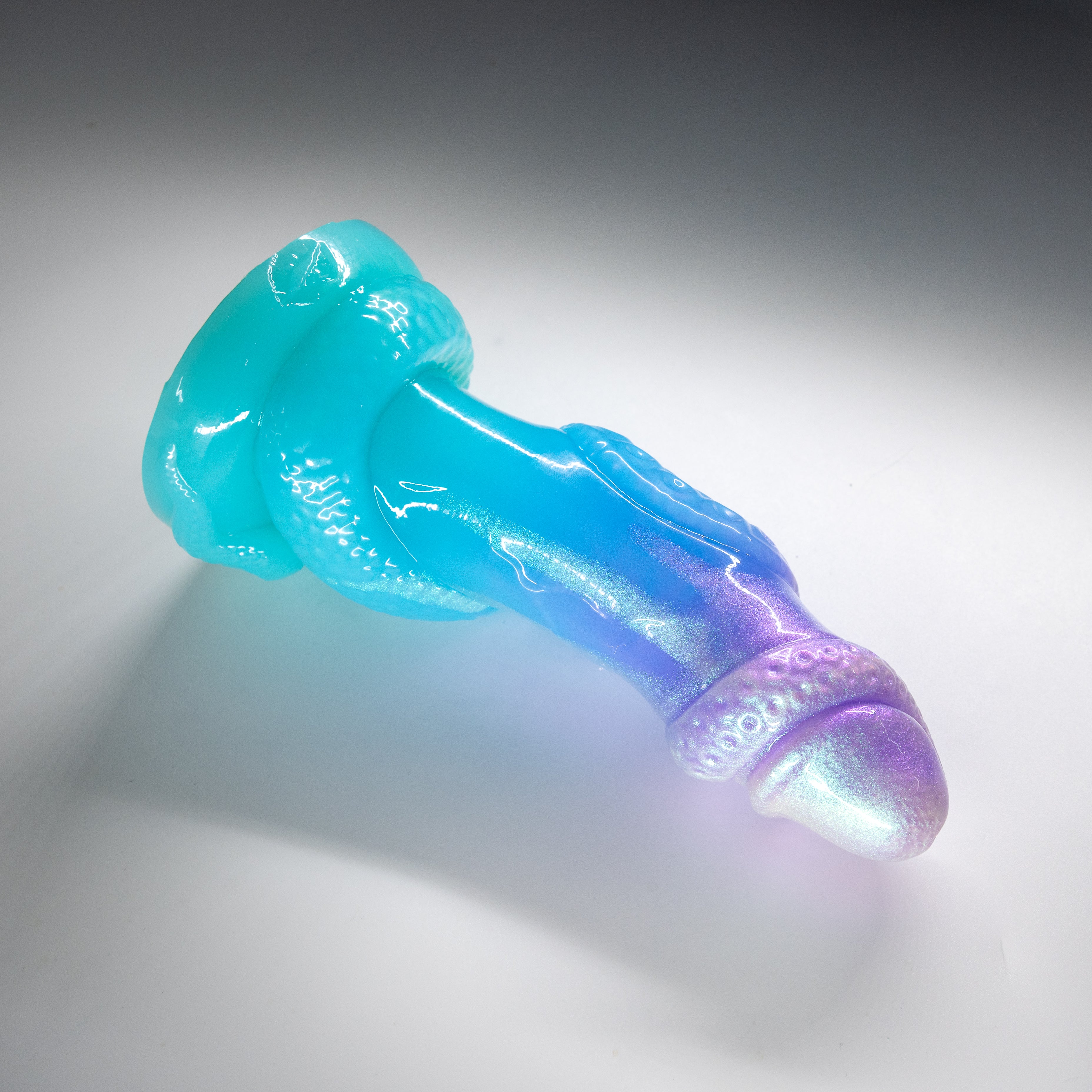 33SJP21 Celia Medium 0030 UV GITD CS