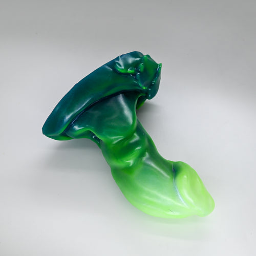 03SKR67 Oberon Medium 0030 UV GITD CS