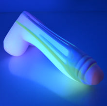 Load image into Gallery viewer, Q3XEJ43 Aquus Medium 0020 UV GITD
