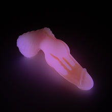 Load image into Gallery viewer, 53XJP34 Jacob Medium 0020 UV GITD CS
