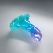 Load image into Gallery viewer, R2SJQ32 Oberon Small 0030 UV GITD CS
