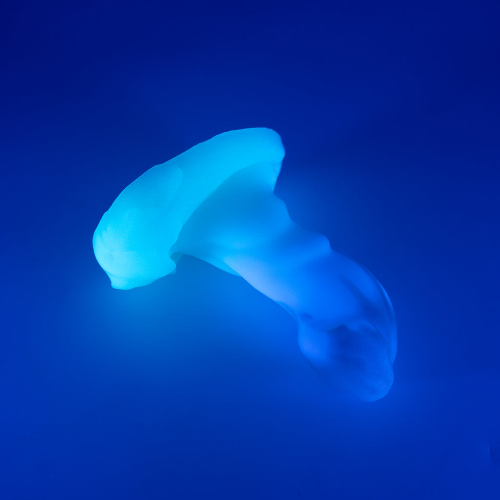 R2SJQ32 Oberon Small 0030 UV GITD CS