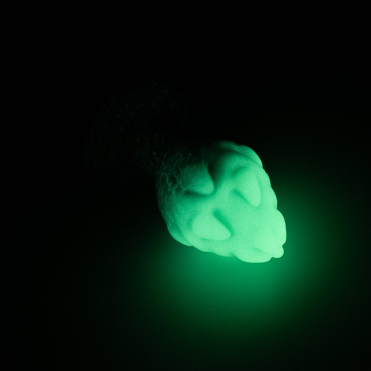F3MJP83 Dragonfruit Plug Medium 0050 UV GITD